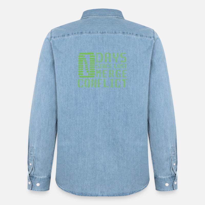Merge Conflict Software Developer Entwickler Geek - Männer Jeanshemd Organic von Stanley/Stella - verwaschenes Hellblau
