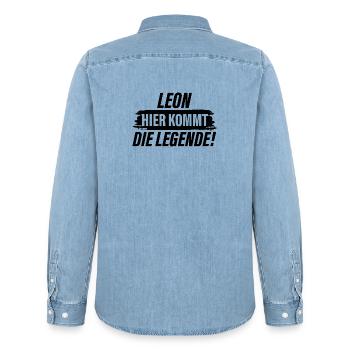 Leon, voici la légende - Chemise en denim homme bio Stanley/Stella - bleu clair délavé - Dos - AI Model Male 185 light (185cm)