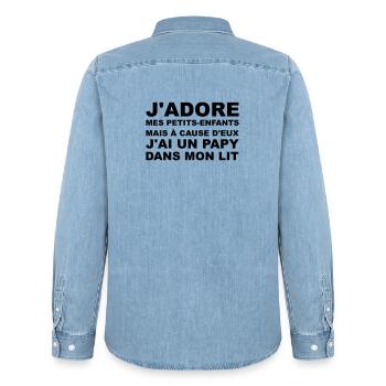 Papy dans mon lit - Chemise en denim homme bio Stanley/Stella - bleu clair délavé - Dos - AI Model Male 185 light (185cm)