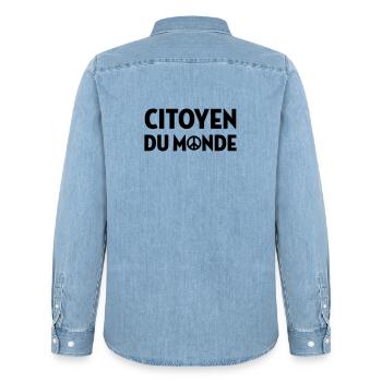 revolution / paix / peuple / voyage / écolo / - Chemise en denim homme bio Stanley/Stella - bleu clair délavé - Dos - AI Model Male 185 light (185cm)