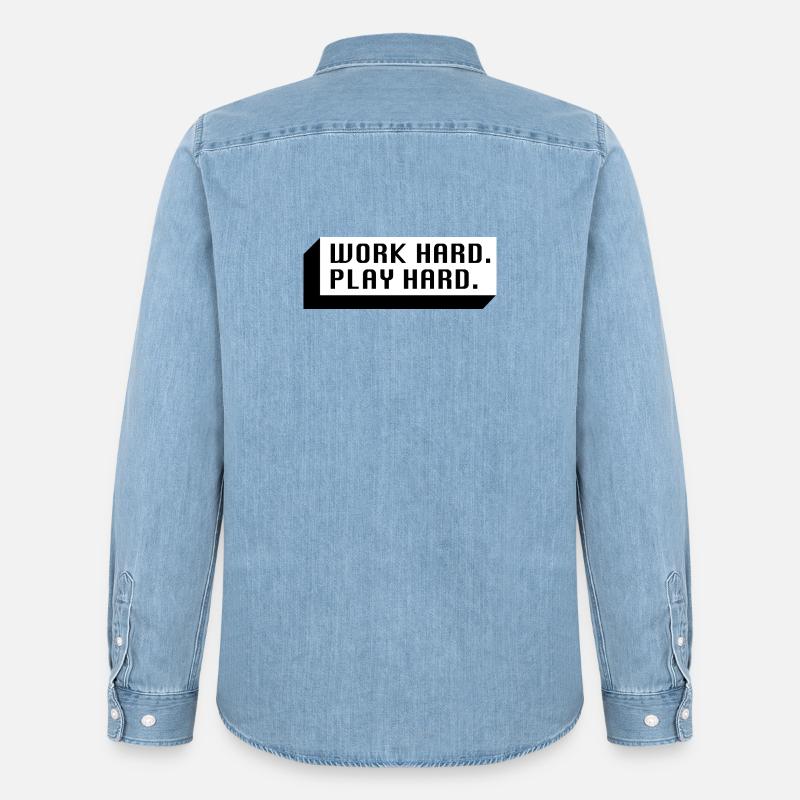 Work Hard. Play Hard. (Schwarz) - Männer Jeanshemd Organic von Stanley/Stella - verwaschenes Hellblau