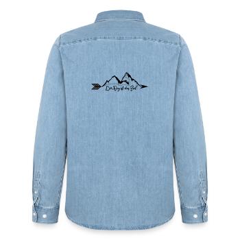 Der Weg ist das Ziel - Männer Jeanshemd Organic von Stanley/Stella - verwaschenes Hellblau - Hinten - AI Model Male 185 light (185cm)
