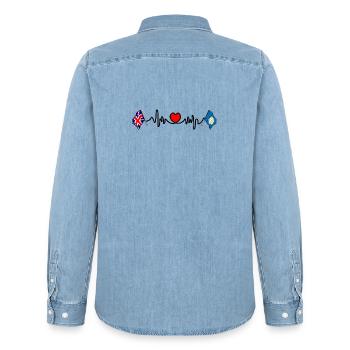 Yorkshire + battement de cœur + drapeau de Grande-Bretagne - Chemise en denim homme bio Stanley/Stella - bleu clair délavé - Dos - AI Model Male 185 light (185cm)