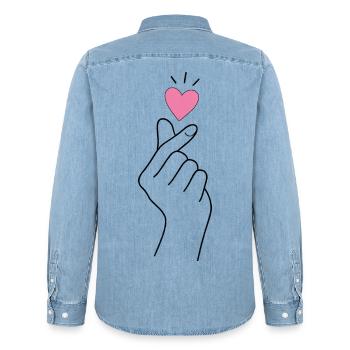 K-Pop Finger Heart - Männer Jeanshemd Organic von Stanley/Stella - verwaschenes Hellblau - Hinten - AI Model Male 185 light (185cm)