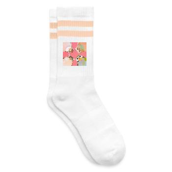 Quatre chouettes en cercle | Motif d’animal pastel mignon - Chaussettes de tennis - blanc/pêche - Droite