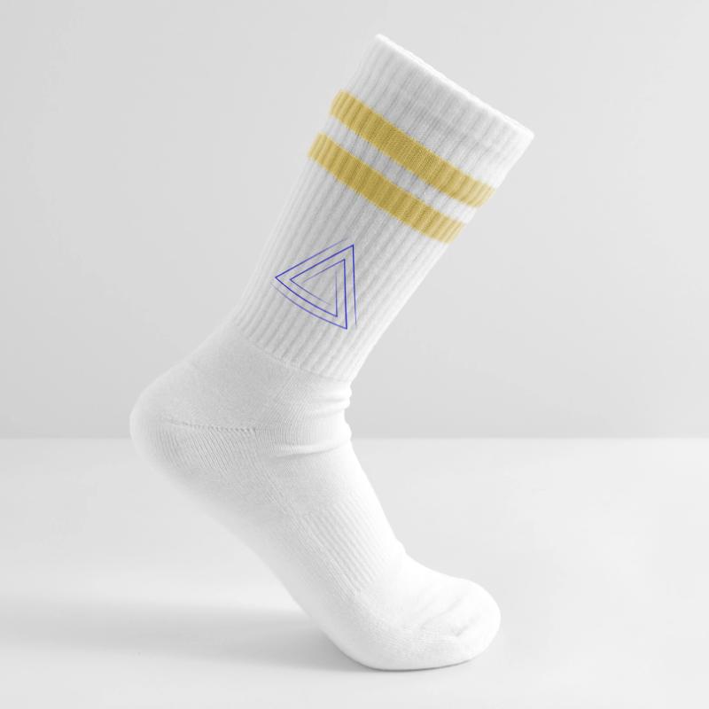 Geometric triangular nesting Striped tennis socks