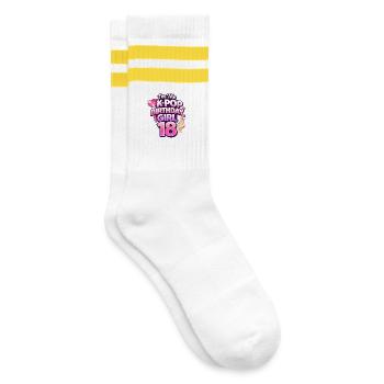 I'm The K Pop Birthday Girl 18 - Gestreifte Tennissocken - Weiß/Gelb - Rechts