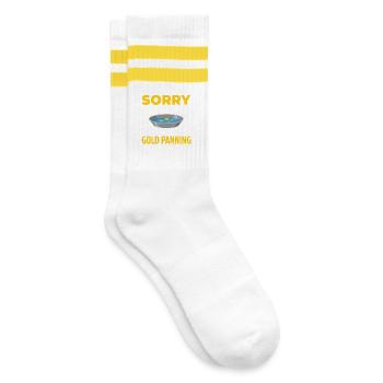 Goldwäsche – lustiges Zitat eines traditionellen Bergbauarbeiters - Gestreifte Tennissocken - Weiß/Gelb - Rechts