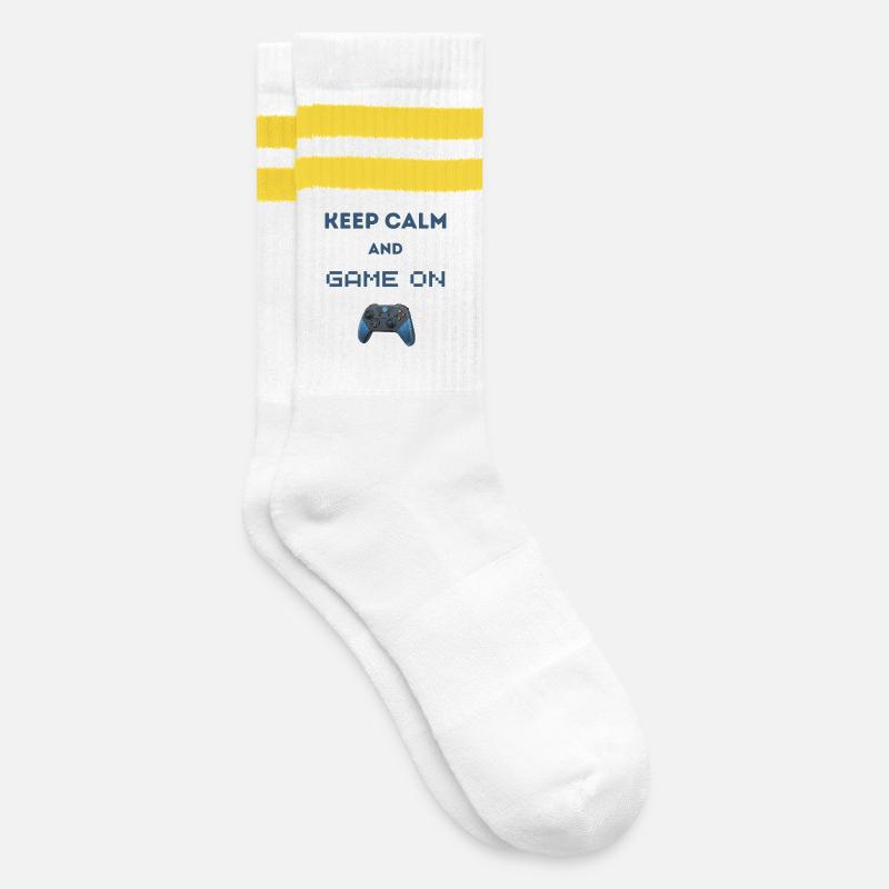 Keep Calm And Game On - Gestreifte Tennissocken - Weiß/Gelb