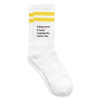 Solopreneur : Si tu me copies, tu es en retard [B] - Chaussettes de tennis - blanc/jaune - Droite