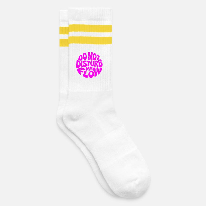 do not disturb my flow pink branded - Striped tennis socks - white/yellow