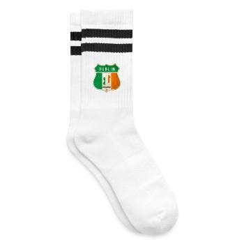 Dublin Irlande Armoiries Drapeaux Design - Chaussettes de tennis - blanc/noir - Droite