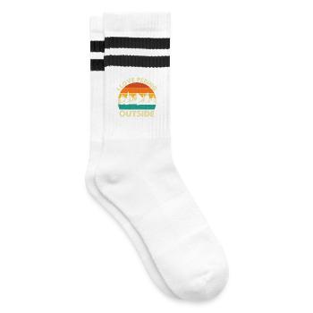 Ich liebe es, draußen zu pinkeln lustiges Wandern Natur Zitat - Gestreifte Tennissocken - Weiß/Schwarz - Rechts