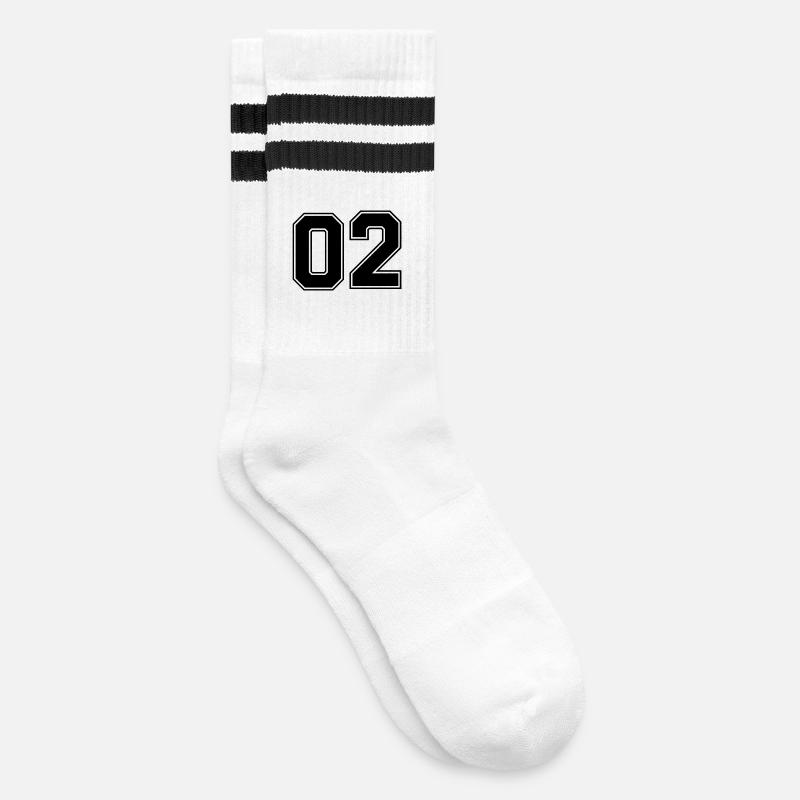 Nummer zwei 2 - Gestreifte Tennissocken - Weiß/Schwarz