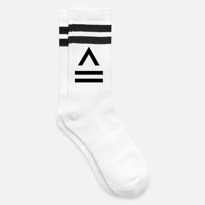 Corresponds to characters equivalent to - Striped tennis socks - white/black