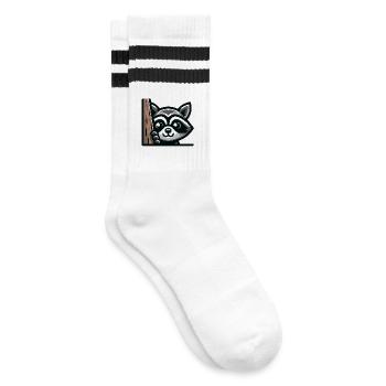 Ein Waschbär im Cartoon-Stil - Gestreifte Tennissocken - Weiß/Schwarz - Rechts