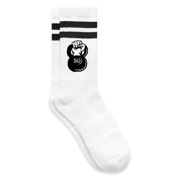kettlebell lift für strongman - Kraftsport Logo - Gestreifte Tennissocken - Weiß/Schwarz - Rechts