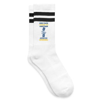 Ein Stapel führt zu einer weiteren Eröffnung von Sammelkarten - Gestreifte Tennissocken - Weiß/Schwarz - Rechts