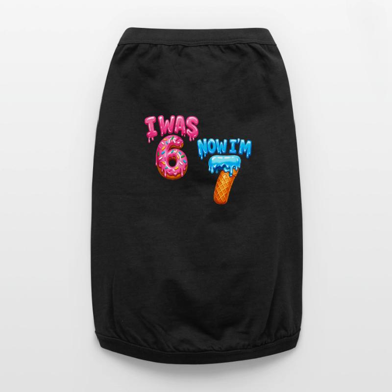 7e anniversaire, garçon de 7 ans, j’avais 6 ans maintenant dans 7 ans T-shirt bio premium pour chien
