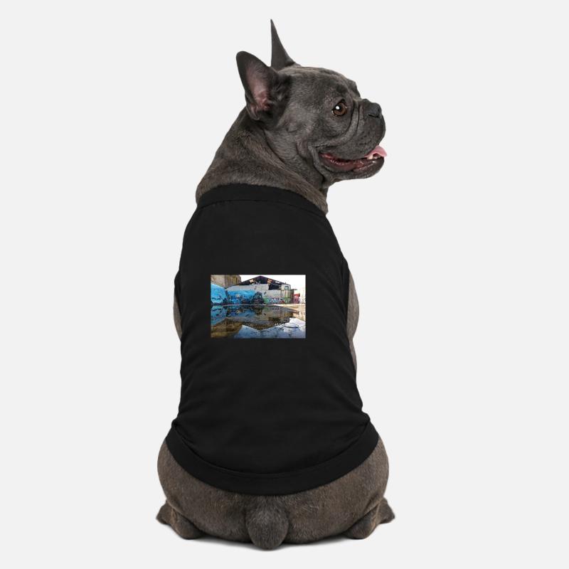 Reflets Urbains – Graffiti Bleu - T-shirt bio premium pour chien - noir