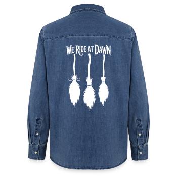 Balai de sorcière au lever du soleil - Chemise en denim femme bio Stanley/Stella - bleu moyen délavé  - Dos - AI Model Female 172 light (172cm)