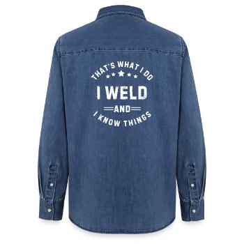 Je soude et je sais des choses Cadeau de soudeur - Chemise en denim femme bio Stanley/Stella - bleu moyen délavé  - Dos - AI Model Female 172 light (172cm)