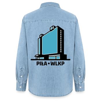 La ville de Piła Wlkp et l’hôtel Gromada Rodło - Chemise en denim femme bio Stanley/Stella - bleu clair délavé - Dos - AI Model Female 172 light (172cm)