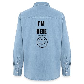 ICH BIN HIER, leider, Lächeln, lustig und sarkastisch, - Frauen Jeanshemd Organic von Stanley/Stella - verwaschenes Hellblau - Hinten - AI Model Female 172 light (172cm)