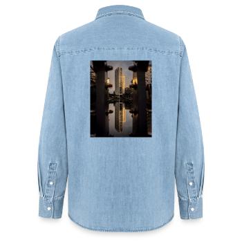Coincé entre les boulons - Chemise en denim femme bio Stanley/Stella - bleu clair délavé - Dos - AI Model Female 172 light (172cm)