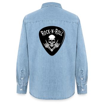 Crâne Rock N Roll Sur Noir - Chemise en denim femme bio Stanley/Stella - bleu clair délavé - Dos - AI Model Female 172 light (172cm)