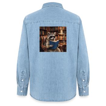 Lesender Waschbär in Bibliothek - Frauen Jeanshemd Organic von Stanley/Stella - verwaschenes Hellblau - Hinten - AI Model Female 172 light (172cm)