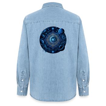 Planètes spatiales Galaxies Étoiles Lunes - Chemise en denim femme bio Stanley/Stella - bleu clair délavé - Dos - AI Model Female 172 light (172cm)