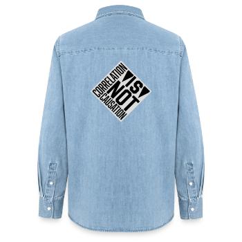 Correlation Is Not Causation Nerd Wissenschaft - Frauen Jeanshemd Organic von Stanley/Stella - verwaschenes Hellblau - Hinten - AI Model Female 172 light (172cm)