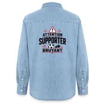 Attention Supporter Bruyant - Foot Humour - Chemise en denim femme bio Stanley/Stella - bleu clair délavé - Dos - AI Model Female 172 light (172cm)