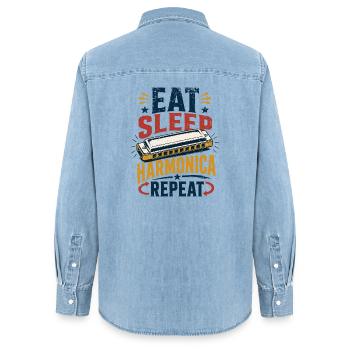 Harmonica d’instrument à répétition - Harmonica de musique - Chemise en denim femme bio Stanley/Stella - bleu clair délavé - Dos - AI Model Female 172 light (172cm)