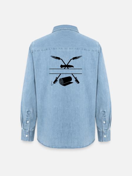 Zwei gekreuzte Gasbrenner Stanley Messer Monogramm - Frauen Jeanshemd Organic von Stanley/Stella - verwaschenes Hellblau