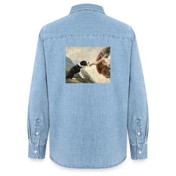 Mème du chien Dog God Hand Border Collie - Chemise en denim femme bio Stanley/Stella - bleu clair délavé - Dos - AI Model Female 172 light (172cm)