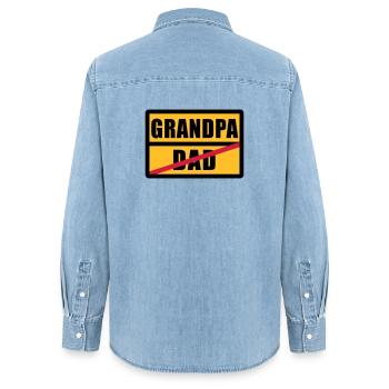 Dad - Grandpa - Chemise en denim femme bio Stanley/Stella - bleu clair délavé - Dos - AI Model Female 172 light (172cm)