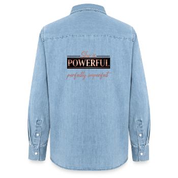 Puissant et parfaitement imparfait – Design Rose Gold - Chemise en denim femme bio Stanley/Stella - bleu clair délavé - Dos - AI Model Female 172 light (172cm)