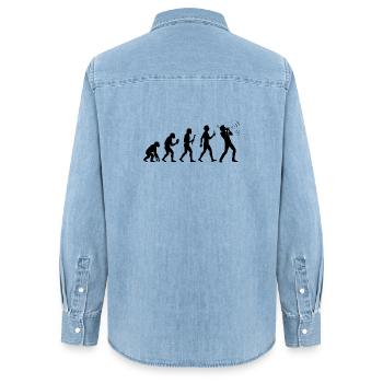 Instrument Harmonica Évolution Harmonica - Chemise en denim femme bio Stanley/Stella - bleu clair délavé - Dos - AI Model Female 172 light (172cm)