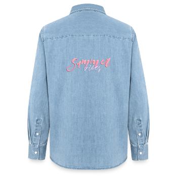 Summer Vibes – Neon Handlettering - Frauen Jeanshemd Organic von Stanley/Stella - verwaschenes Hellblau - Hinten - AI Model Female 172 light (172cm)