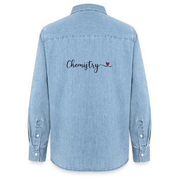 Chemie mit Herz Schriftzug - Frauen Jeanshemd Organic von Stanley/Stella - verwaschenes Hellblau - Hinten - AI Model Female 172 light (172cm)