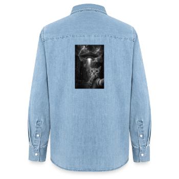 Selfie Katze mit Alien UFO - UFO Katze  - Frauen Jeanshemd Organic von Stanley/Stella - verwaschenes Hellblau - Hinten - AI Model Female 172 light (172cm)