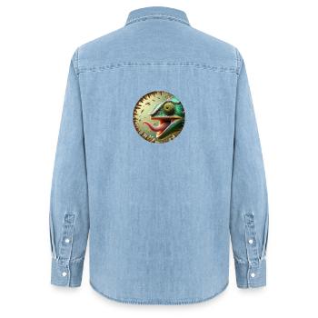 Chameleon mit Bienen und langer Zunge - Frauen Jeanshemd Organic von Stanley/Stella - verwaschenes Hellblau - Hinten - AI Model Female 172 light (172cm)