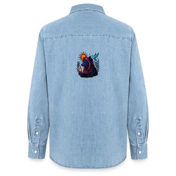 Flamme des Geistes – Kosmische Wolfskunst - Frauen Jeanshemd Organic von Stanley/Stella - verwaschenes Hellblau - Hinten - AI Model Female 172 light (172cm)