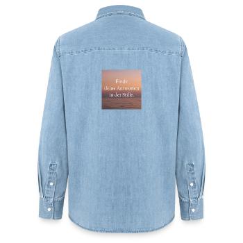 Antworten in der Stille - Frauen Jeanshemd Organic von Stanley/Stella - verwaschenes Hellblau - Hinten - AI Model Female 172 light (172cm)