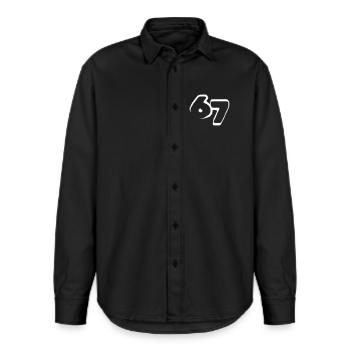 67 "six seven" drawn - Relaxed Fit Unisex Organic Hemd von Stanley/Stella - washed Black - Vorne - AI Model Female 172 light (172cm) & AI Model Male 178 light (178cm)