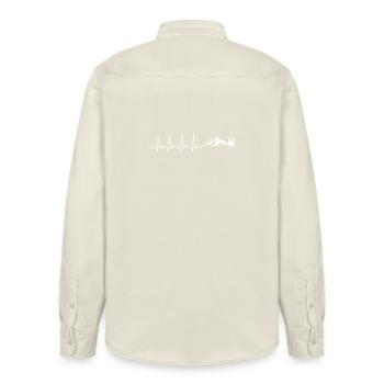 Herzschlag-Gipfel und Kiefern - Relaxed Fit Unisex Organic Hemd von Stanley/Stella - Natur - Hinten - AI Model Male 178 light (178cm)