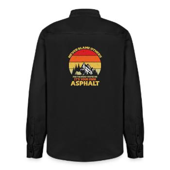 Camping Scouts Bergwanderung Waldcamper - Relaxed Fit Unisex Organic Hemd von Stanley/Stella - washed Black - Hinten - AI Model Male 178 light (178cm)
