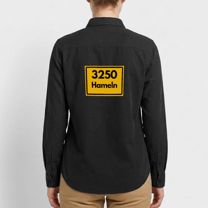 OLD POSTCODE POSTCODE 3250 HAMELN RATTENFÄNGER Relaxed Fit Unisex Organic Shirt by Stanley/Stella